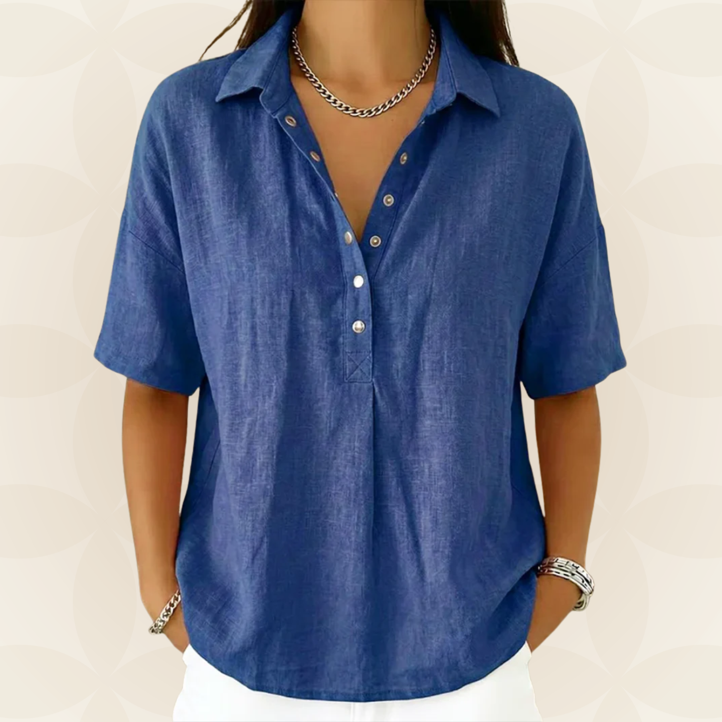 Sonja - Blouse met kraag en knoopdetail