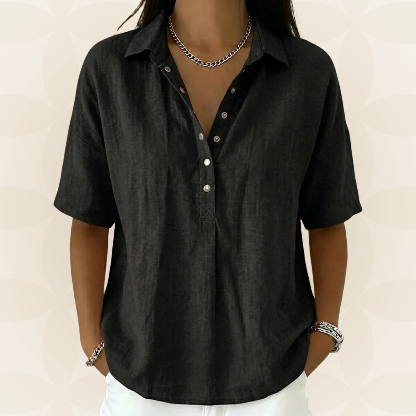 Sonja - Blouse met kraag en knoopdetail