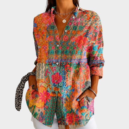 Zonovergoten Bloemenpatchwork Blouse met Knopen