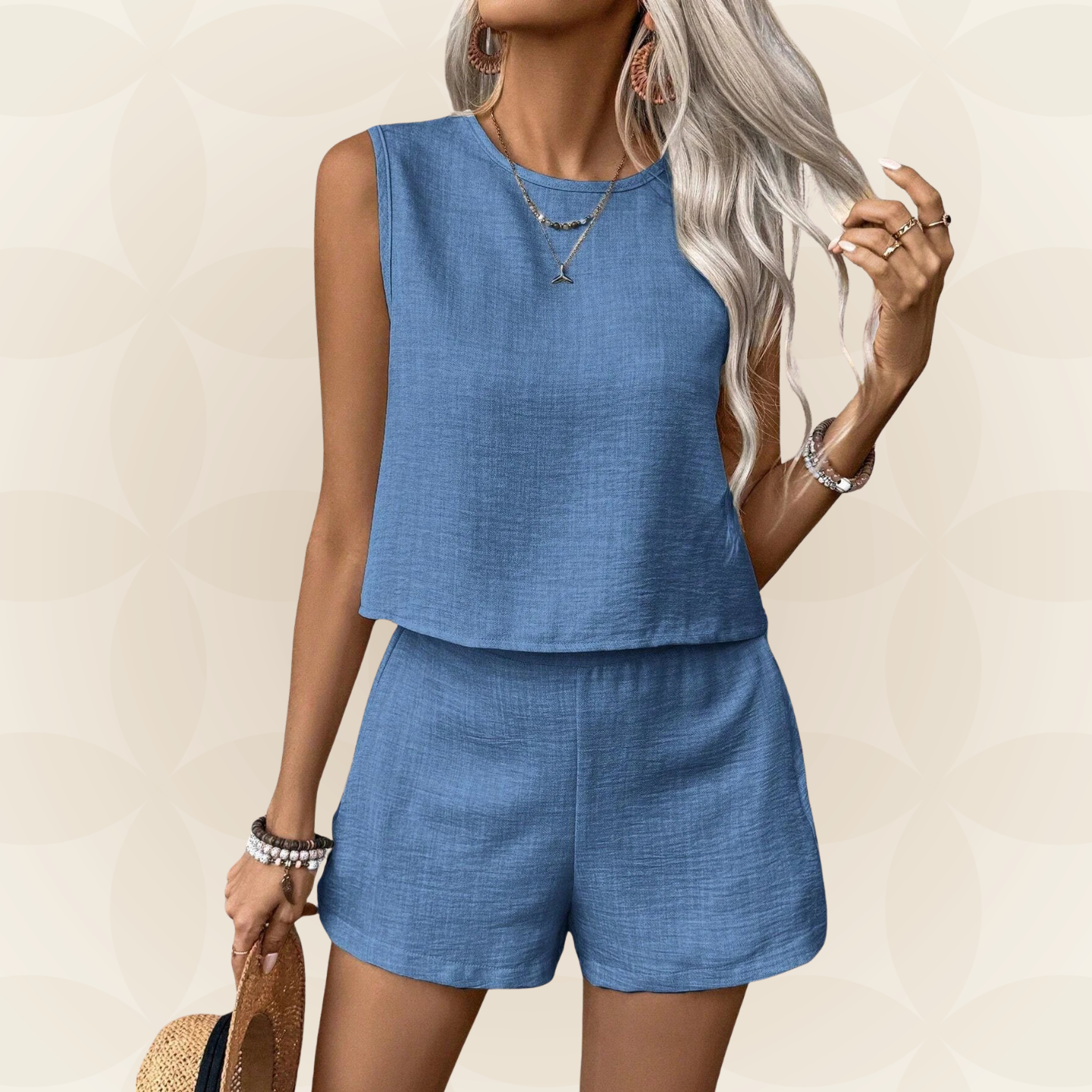 Linda - Zomerset met Mouwloze top en shorts