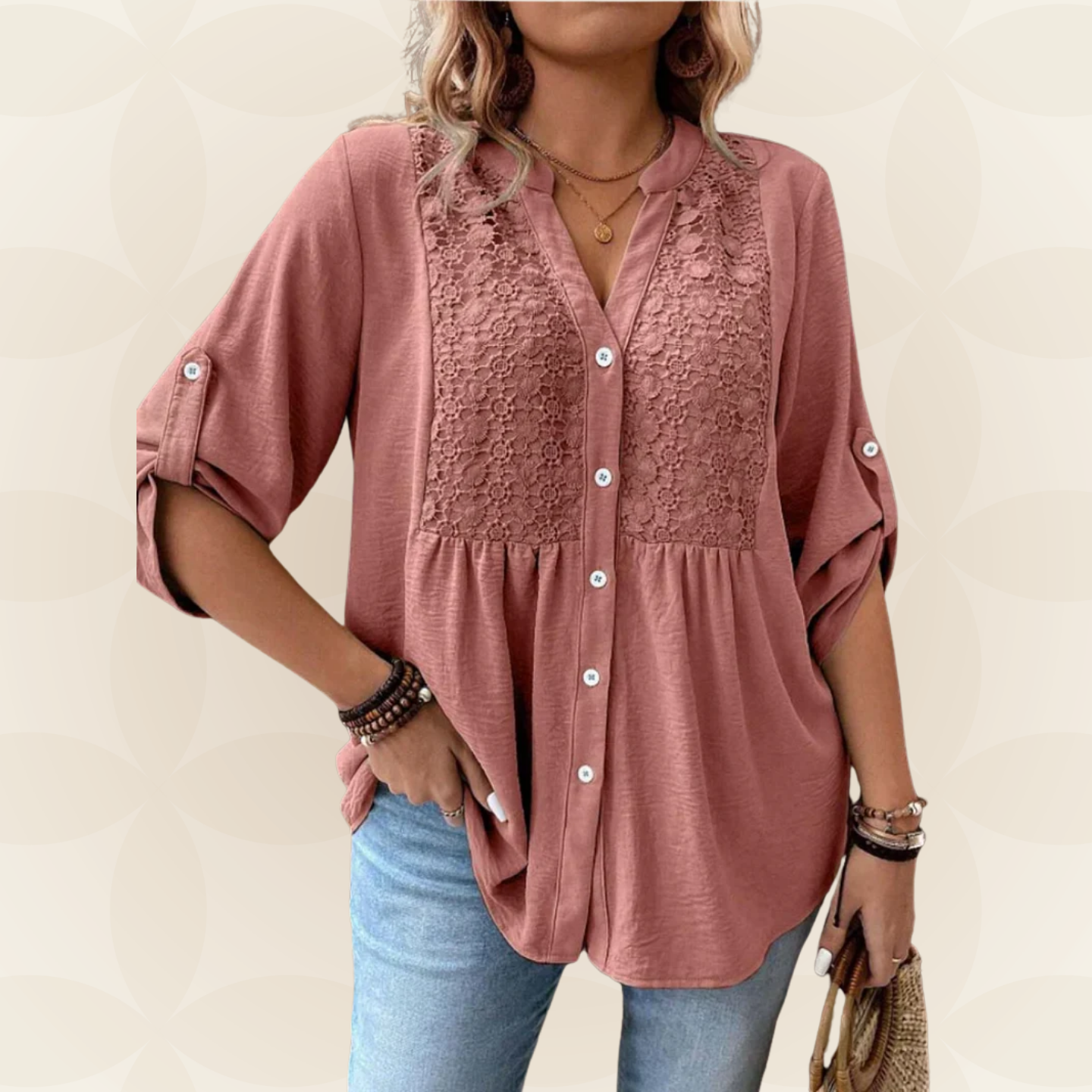 Renate – Blouse met V-hals en knopen