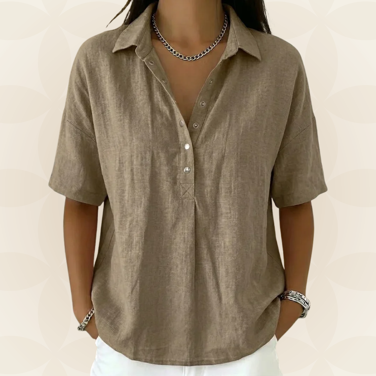 Sonja - Blouse met kraag en knoopdetail