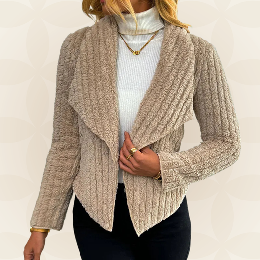 Danisha – Beige vest met ribstructuur