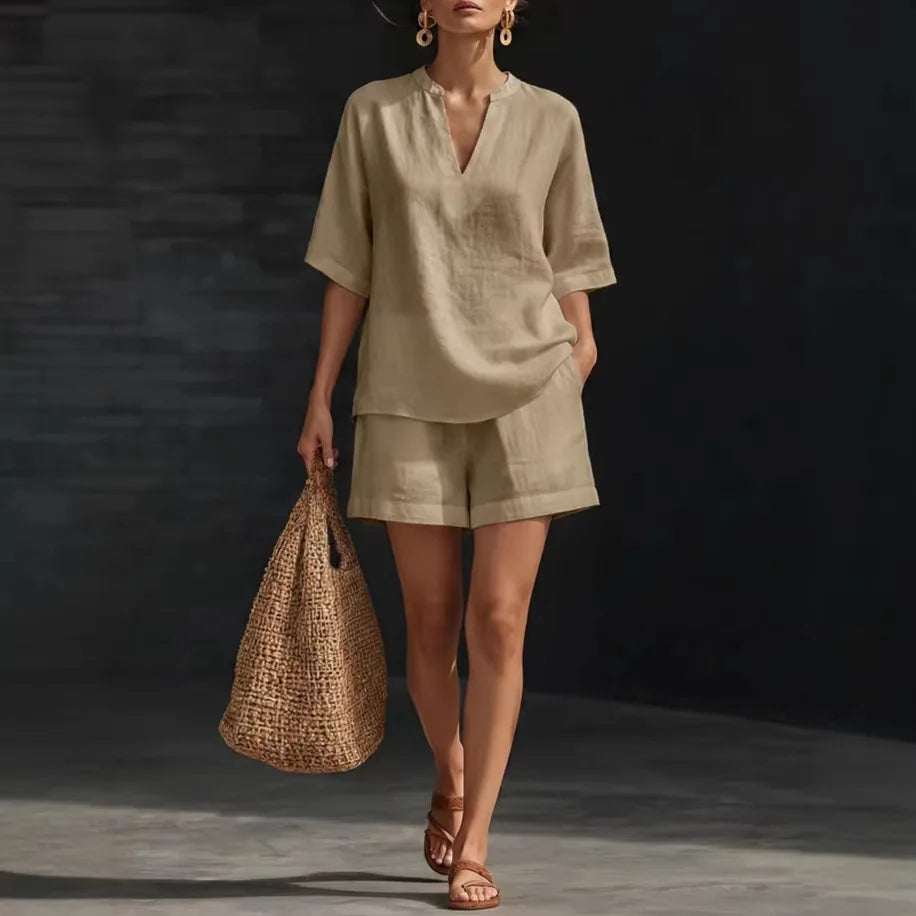 Melanie - Comfortabele set met blouse en shorts voor de zomer