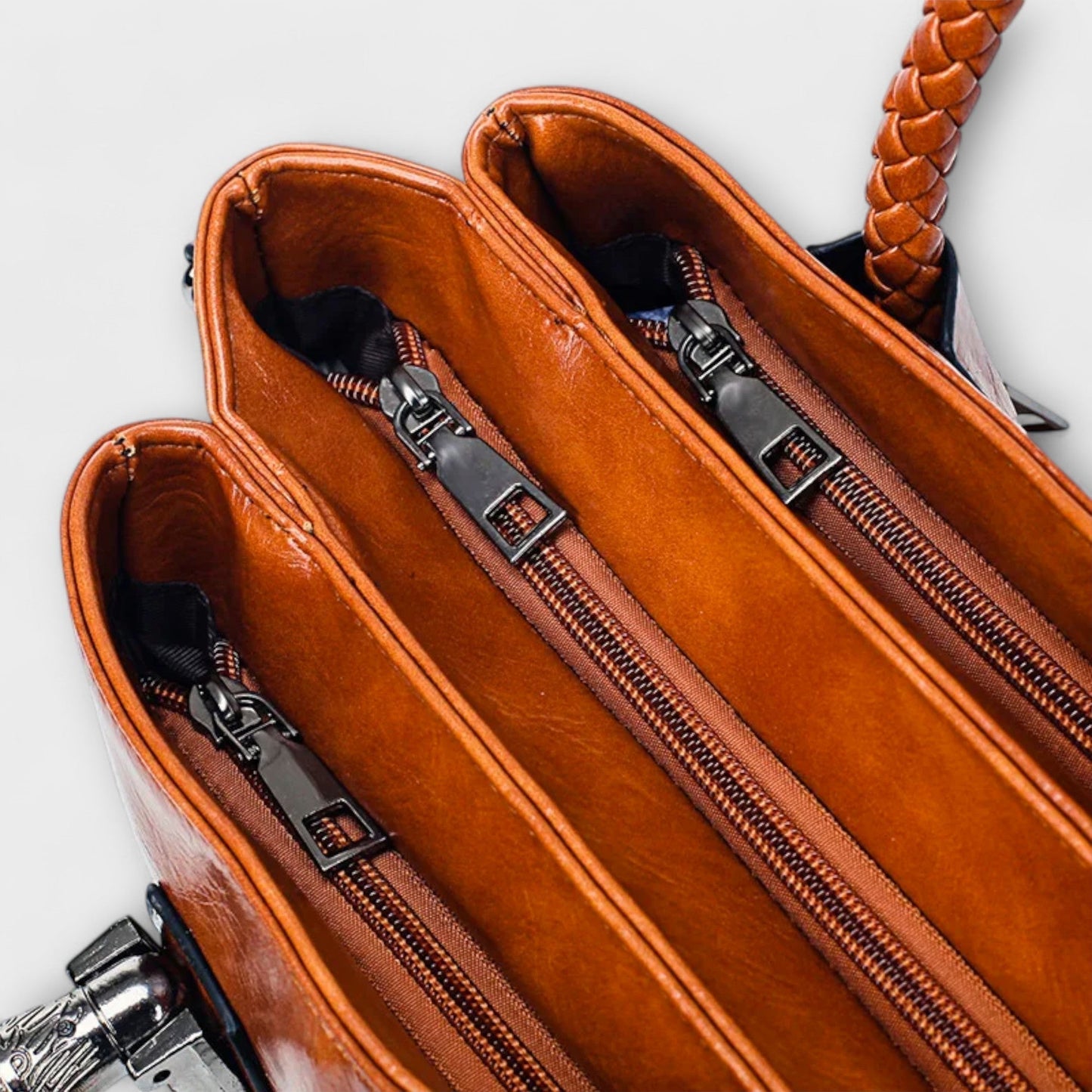 Olivia - Elegante Duffle Bag